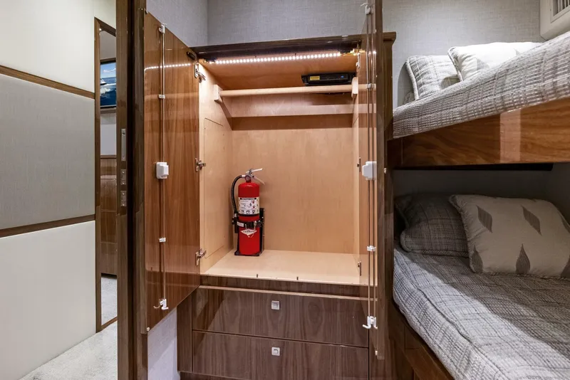 Slide: The Image of Viking 80 Convertible 2019 - 5009322