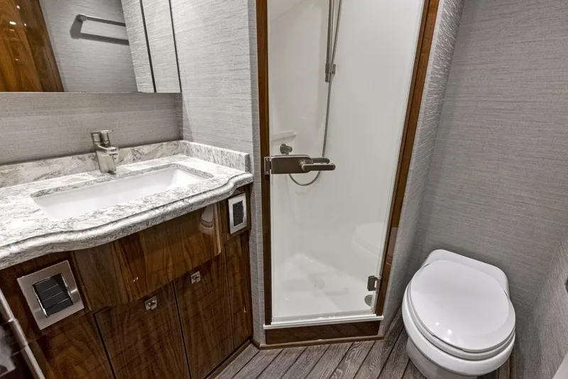 Slide: The Image of Viking 80 Convertible 2019 - 5009324