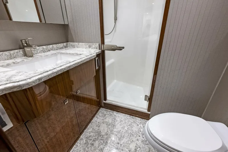 Slide: The Image of Viking 80 Convertible 2019 - 5009331