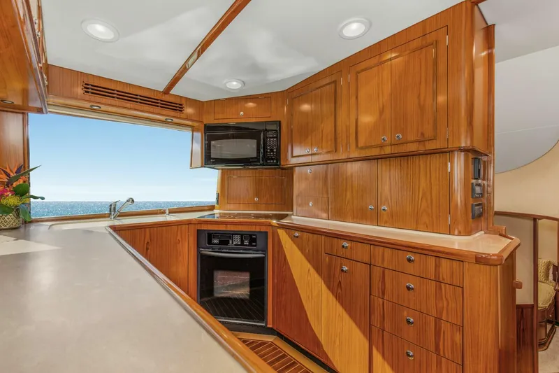 Slide: The Image of 2005 76 Whiticar Enclosed Bridge Badonkadonk Galley (1) - 4982448