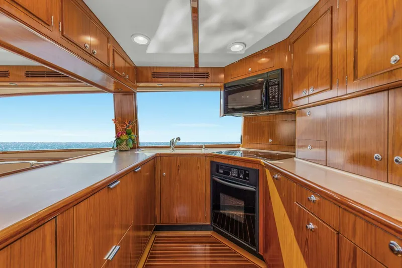 Slide: The Image of 2005 76 Whiticar Enclosed Bridge Badonkadonk Galley (2) - 4982449