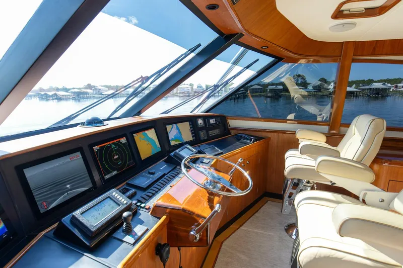 Slide: The Image of 2005 76 Whiticar Enclosed Bridge Badonkadonk Bridge (1) - 4982618