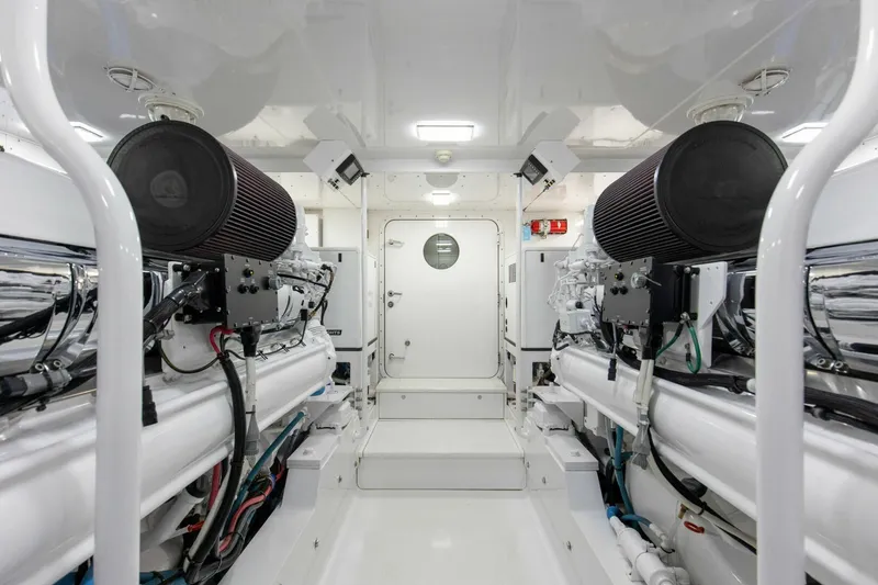 Slide: The Image of 2005 76 Whiticar Enclosed Bridge Badonkadonk Engine Room (2) - 4982634