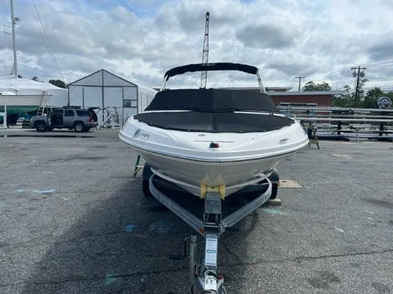 Slide: The Image of Sea Ray 205 Sport 2014 - 4982904