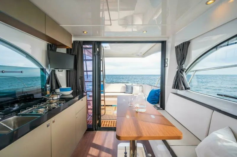 Slide: The Image of Beneteau Antares 11 Fly 2027 - 4982067