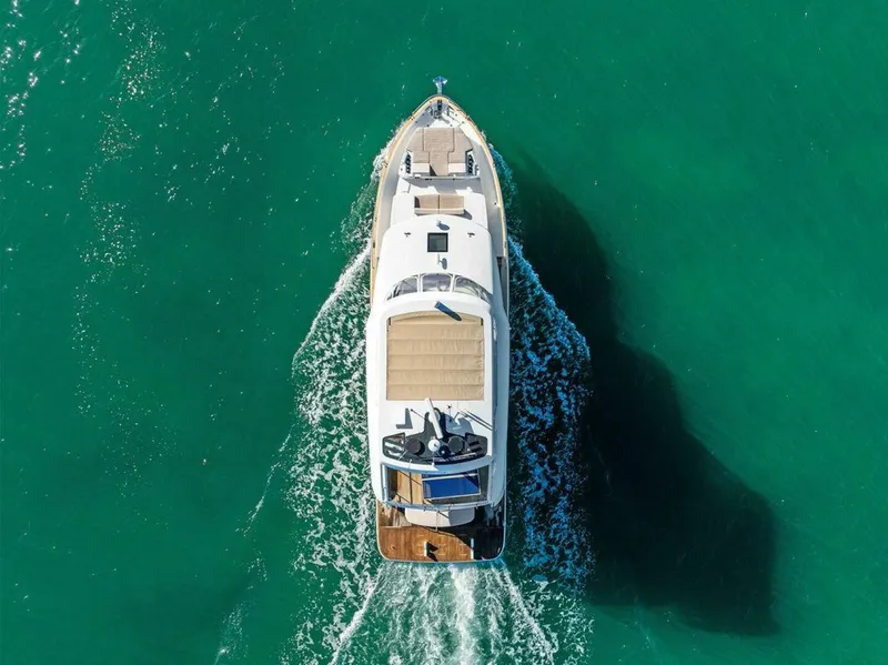 Slide: The Image of Sirena 58 2022 - 4982701