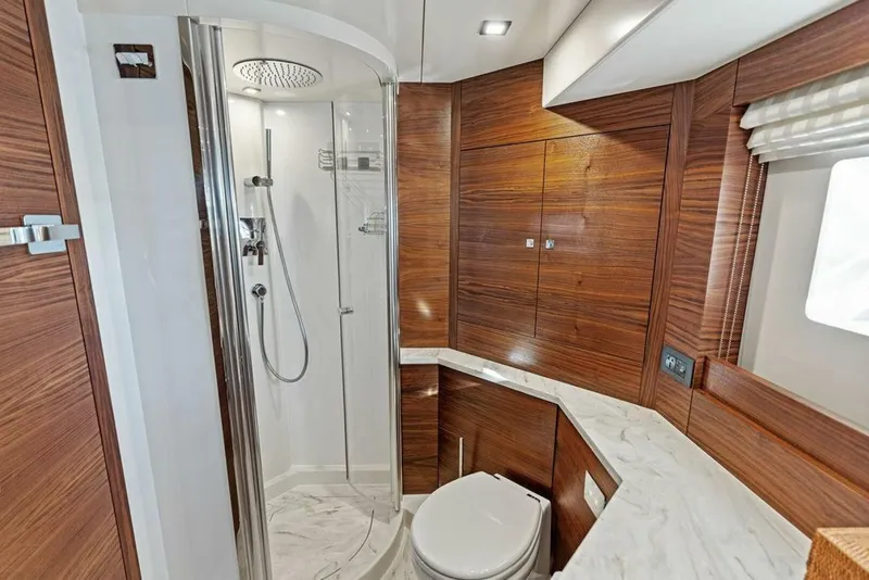 Slide: The Image of Sirena 58 2022 - 4982757