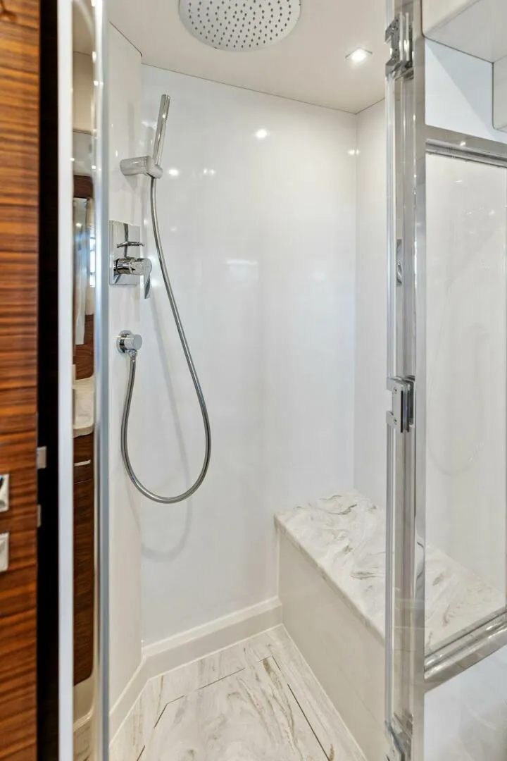 Slide: The Image of Sirena 58 2022 - 4982758