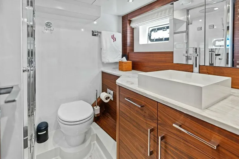 Slide: The Image of Sirena 58 2022 - 4982763