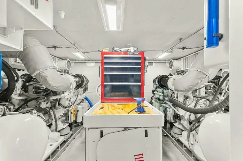 Slide: The Image of Paragon Cockpit 2006 - 4983249