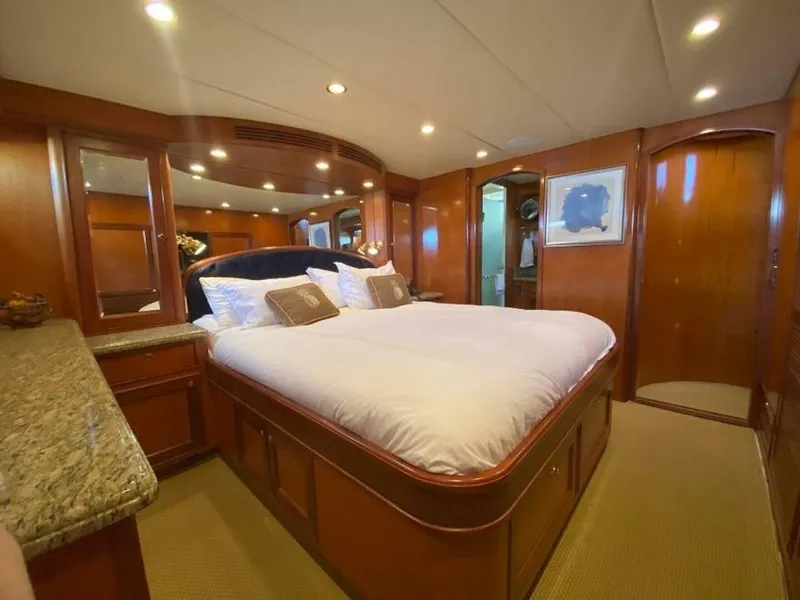 Slide: The Image of Offshore 72 2005 - 5031482