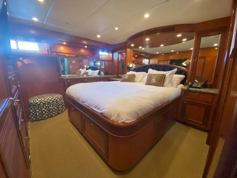 Slide: The Image of Offshore Yachts 72 2005 - 5031483