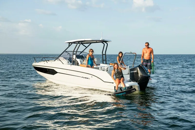 Slide: The Image of Beneteau Flyer 8 SUNdeck 2027 - 4985155