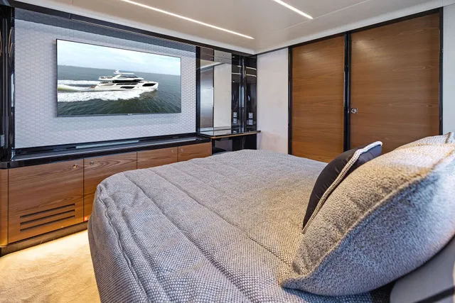 Slide: The Image of Absolute 64 Navetta 2023 - 86