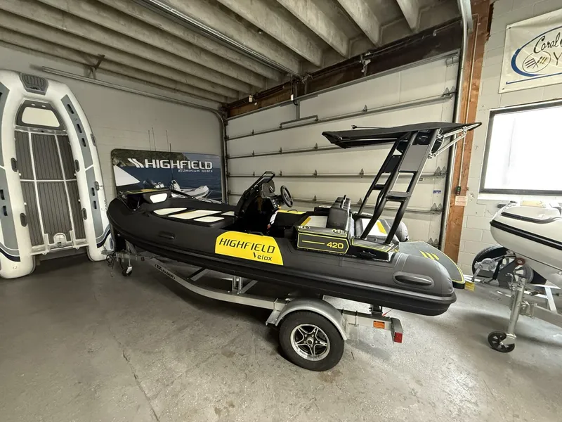 Slide: The Image of Highfield Velox 420 Jet 2025 - 5064758