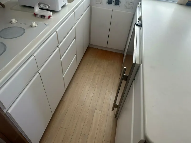 Slide: The Image of Hatteras 50 Convertilble 1996 - 5361650