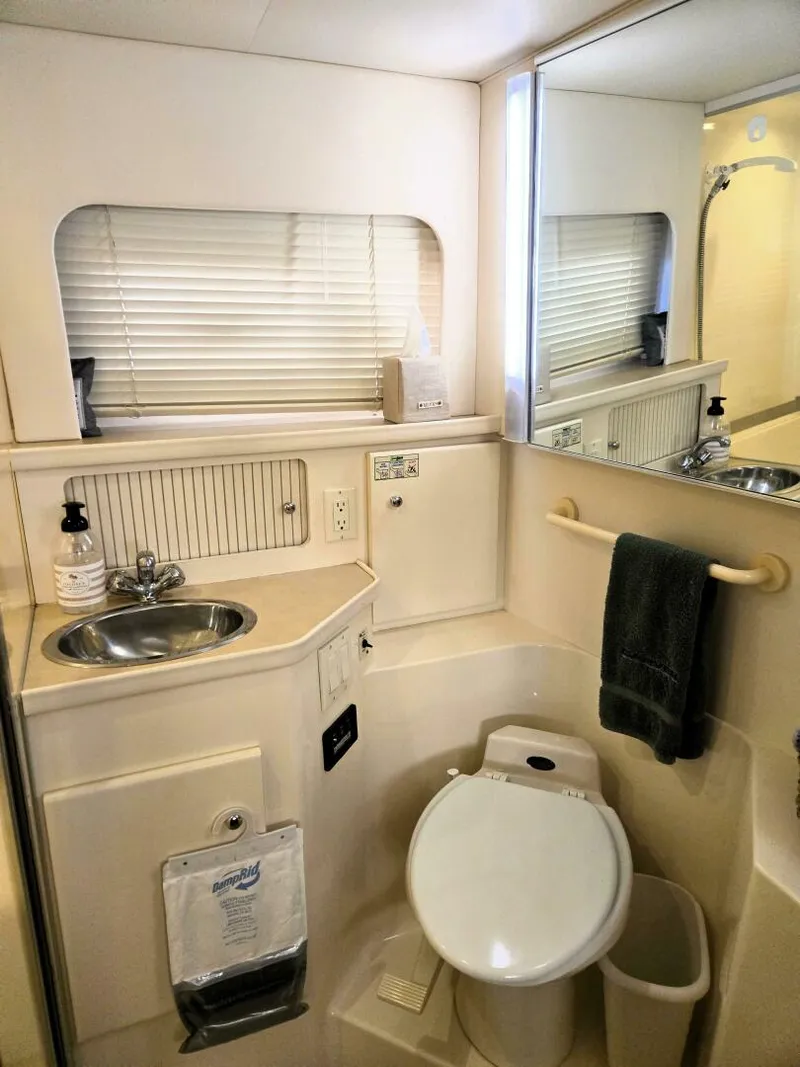 Slide: The Image of Carver 355 Aft Cabin 1998 - 4997632