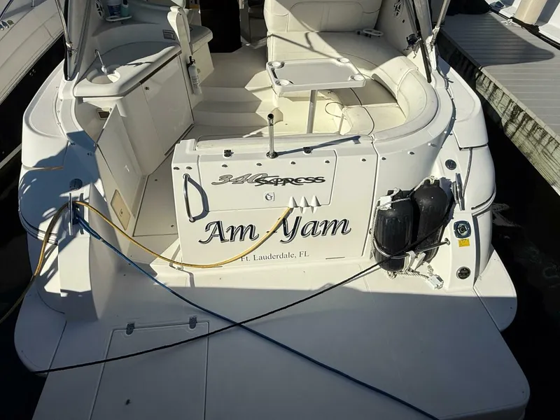 Slide: The Image of Cruisers Yachts 340 Express 2005 - 4997833