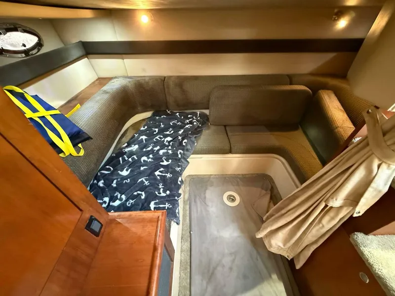 Slide: The Image of Cruisers Yachts 340 Express 2005 - 4997841