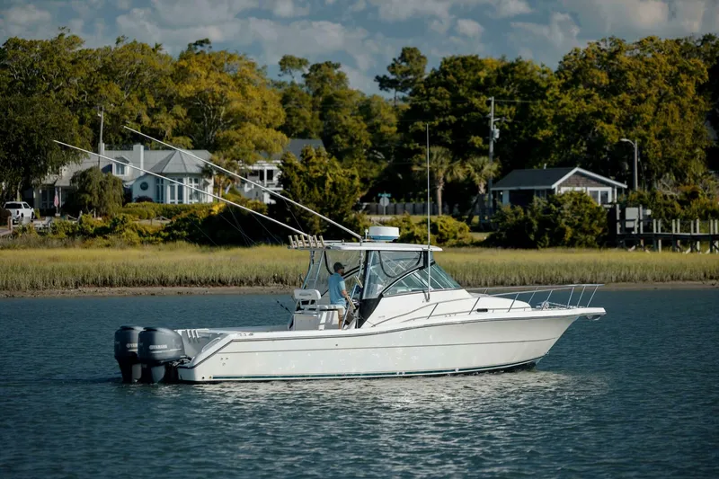 Slide: The Image of Pursuit 3070 Offshore Center Console 2002 - 4997859