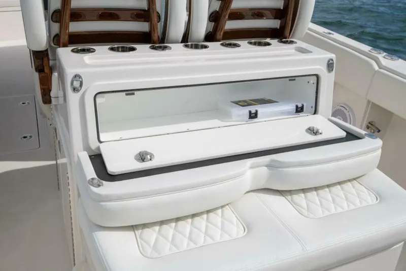 Slide: The Image of 2025 Jupiter 38 - 4986783