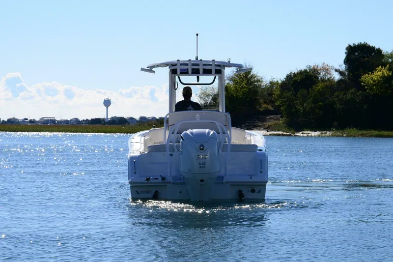 Slide: The Image of Sea Hunt Ultra 239 SE 2022 - 4997903