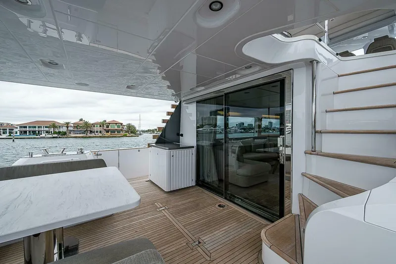 Slide: The Image of Azimut Magellano 66 2024 - 4998219