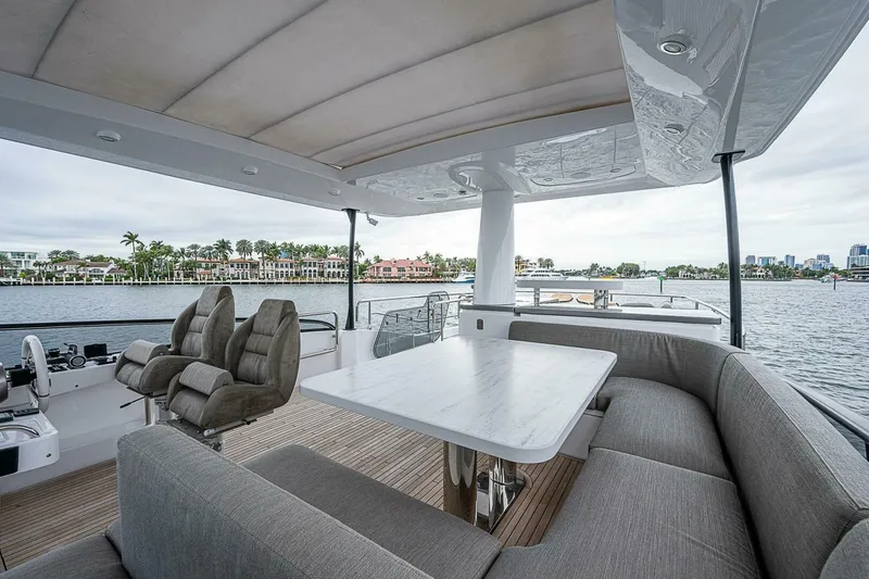 Slide: The Image of Azimut Magellano 66 2024 - 4998253