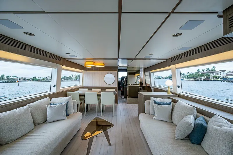 Slide: The Image of Azimut Magellano 66 2024 - 4998285