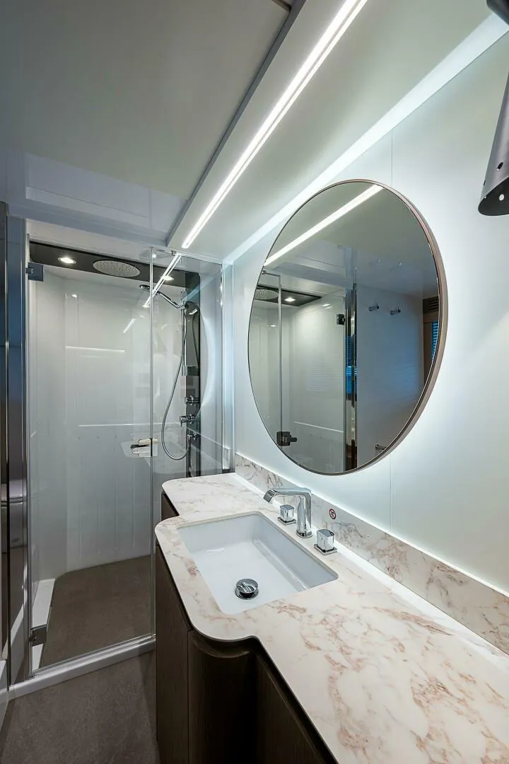 Slide: The Image of Azimut Magellano 66 2024 - 4998321