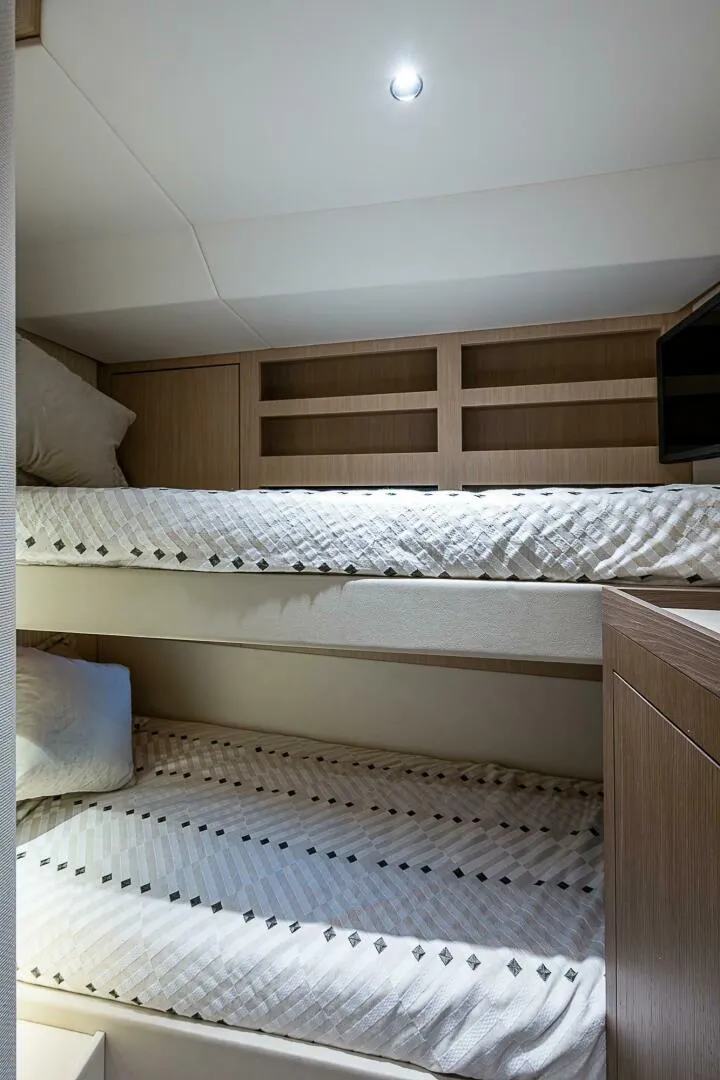 Slide: The Image of Azimut Magellano 66 2024 - 4998342