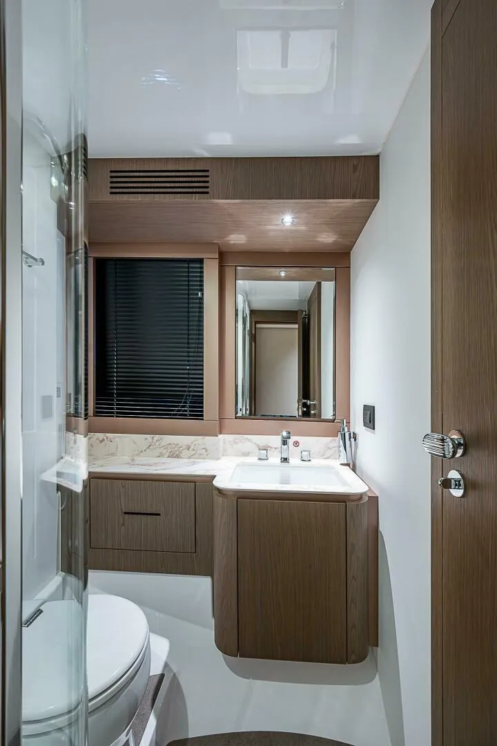 Slide: The Image of Azimut Magellano 66 2024 - 4998350