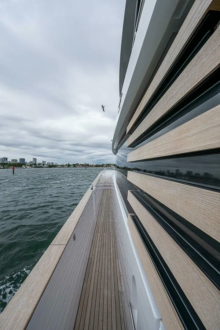 Slide: The Image of Azimut Magellano 66 2024 - 4998208