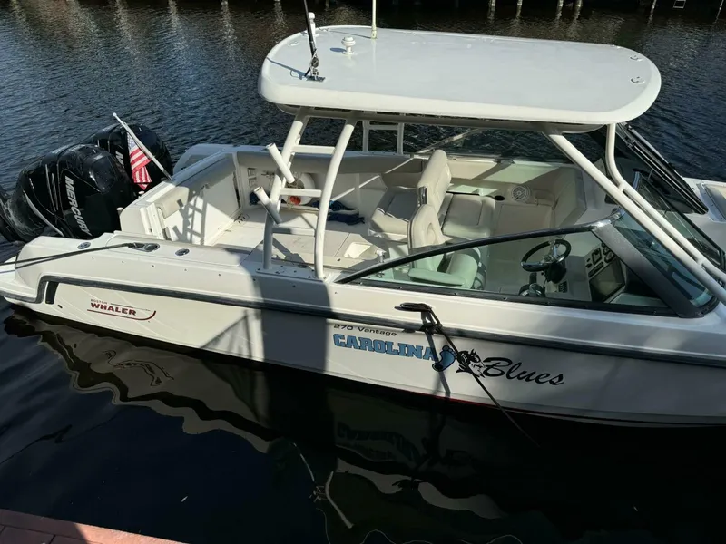 Slide: The Image of Boston Whaler 270 Vantage 2014 - 4998436