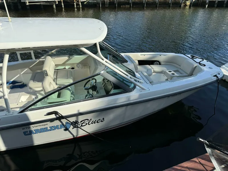 Slide: The Image of Boston Whaler 270 Vantage 2014 - 4998439