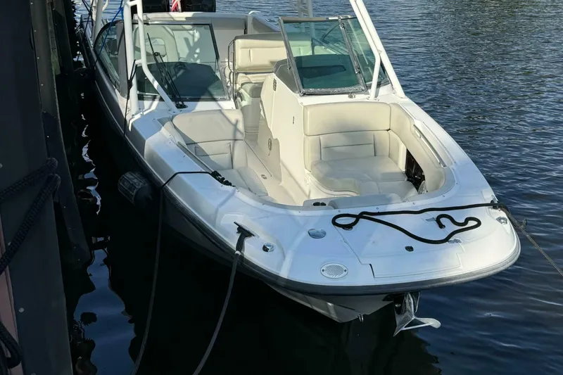 Slide: The Image of Boston Whaler 270 Vantage 2014 - 4998451