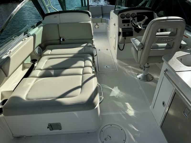 Slide: The Image of Boston Whaler 270 Vantage 2014 - 4998415
