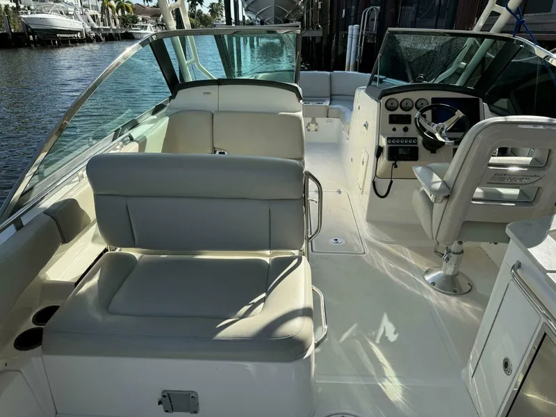 Slide: The Image of Boston Whaler 270 Vantage 2014 - 4998417