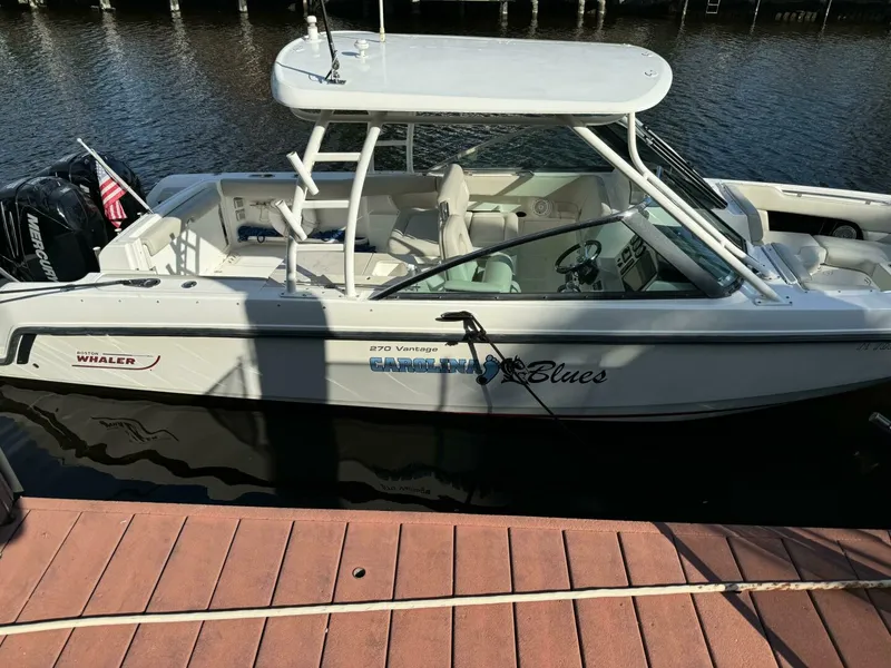 Slide: The Image of Boston Whaler 270 Vantage 2014 - 4998433