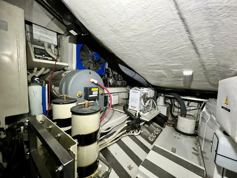 Slide: The Image of Azimut 62S 2010 - 4998558