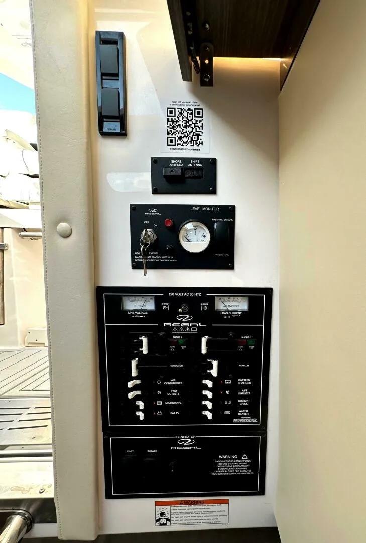 Slide: The Image of Regal 33 SAV 2020 - 4998831