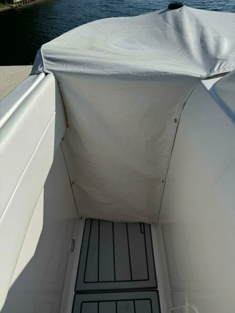 Slide: The Image of Regal 33 SAV 2020 - 4998800