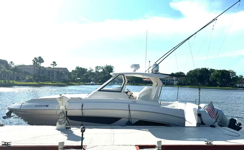 Slide: The Image of Regal 33 SAV 2020 - 4998807