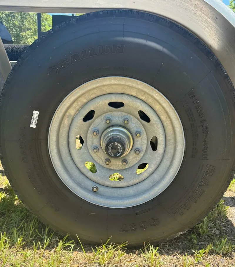 Slide: The Image of Regal 28 Express 2019 - 4998907