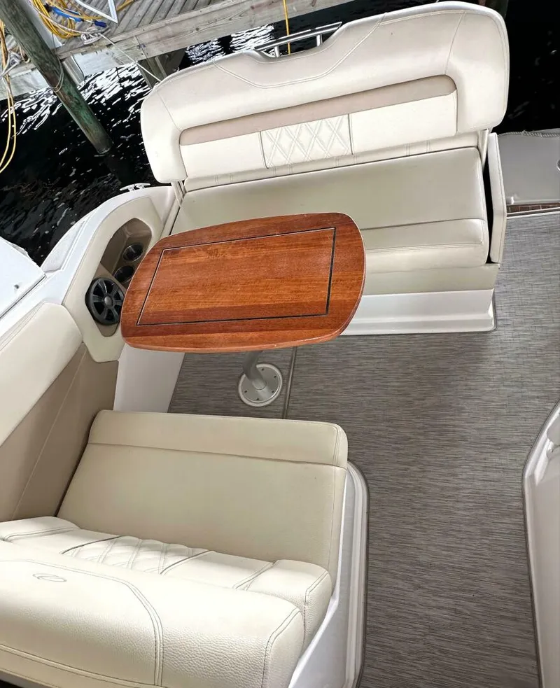 Slide: The Image of Regal 28 Express 2019 - 4998966