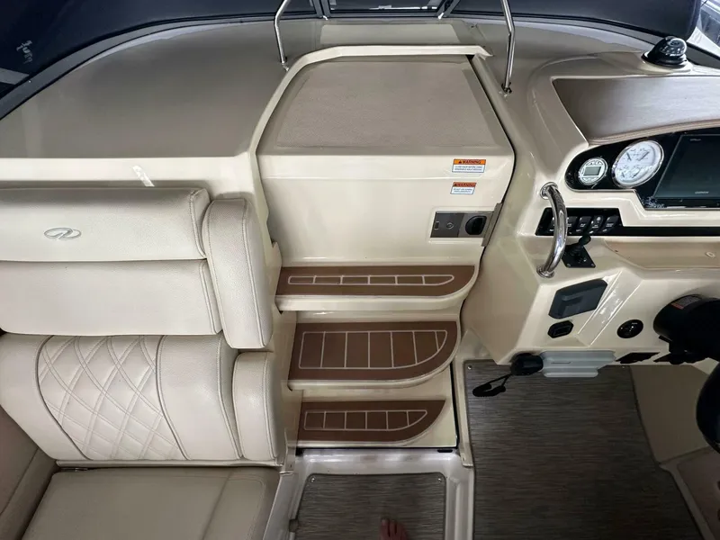 Slide: The Image of Regal 28 Express 2019 - 4998980