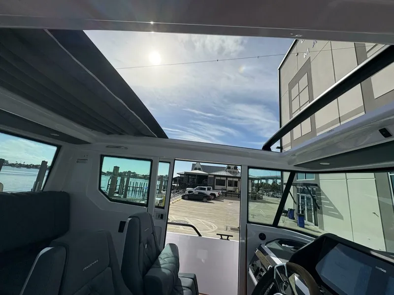 Slide: The Image of Axopar 28 AFT CABIN 2023 - 4999336