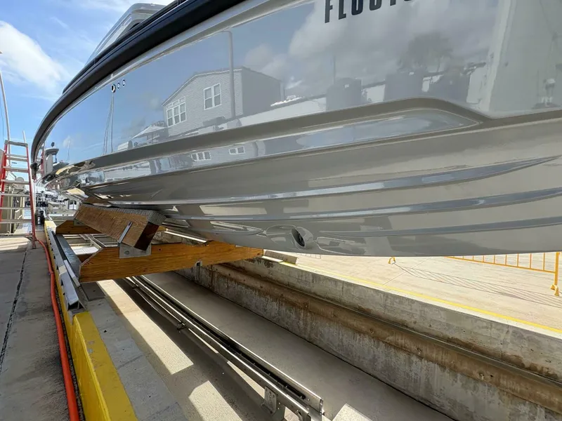 Slide: The Image of Axopar 28 AFT CABIN 2023 - 4999310