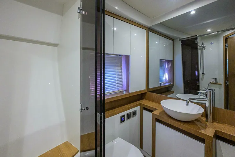 Slide: The Image of Beneteau Gran Turismo 49 2017 - 4999413