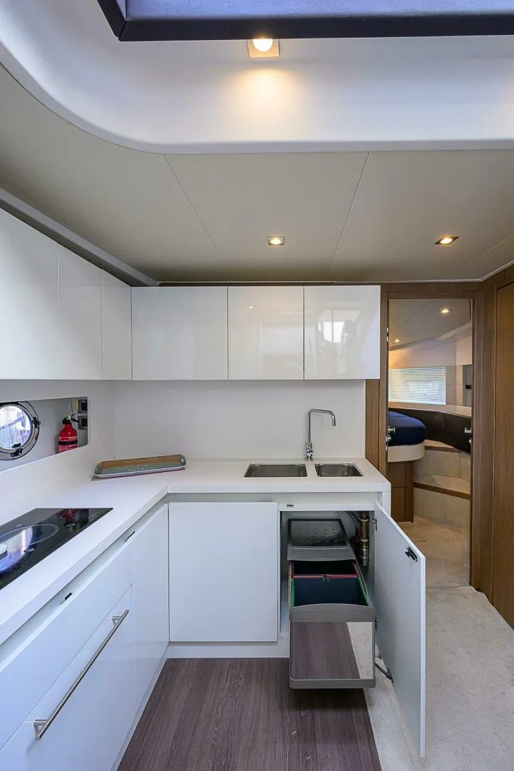 Slide: The Image of Beneteau Gran Turismo 49 2017 - 4999372